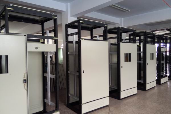 凤冈配电柜-3683厂家配电柜检修需要注意的